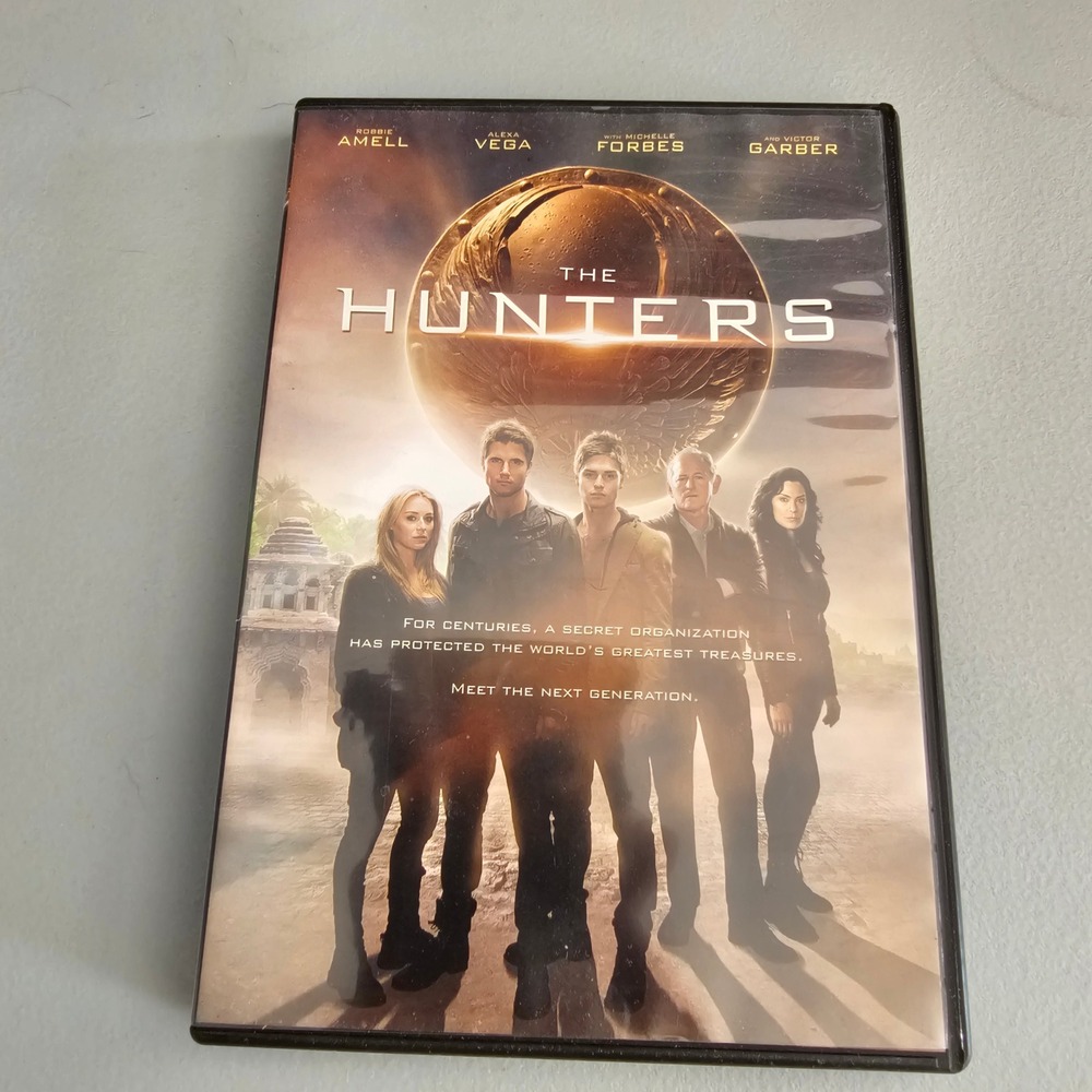 The Hunters DVD 2013 Action Adventure Robbie Amell Alexa Vega Victor Garber